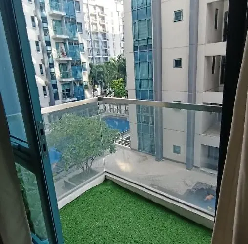 Hilander's Condotel Near Terminal 3 Airport