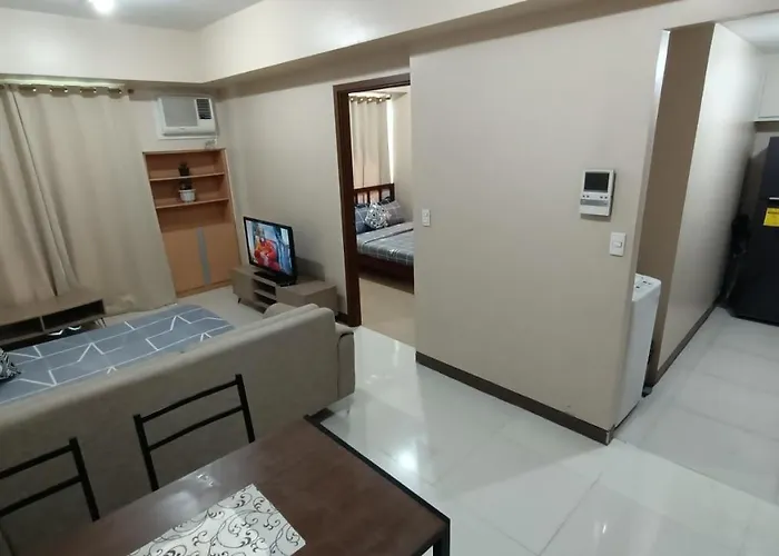 Hilander's Condotel Near Terminal 3 Airport Manila