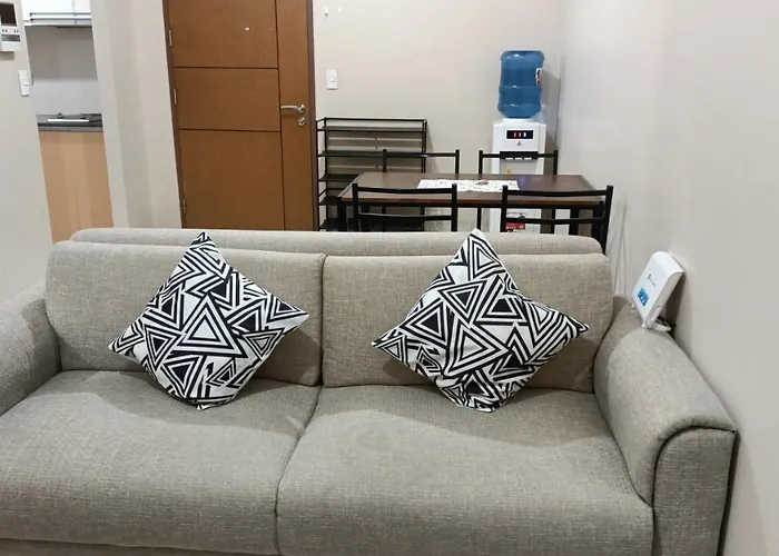 Hilander's Condotel Near Terminal 3 Airport * Manila