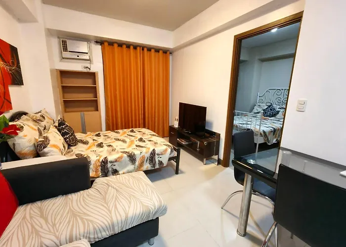 Hilander's Condotel Near Terminal 3 Airport Apartment